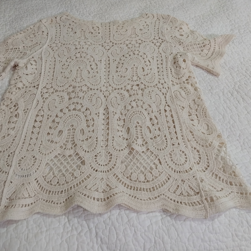 KEREN HART Women Size M Crochet Cream Lace Top - Picture 5 of 16